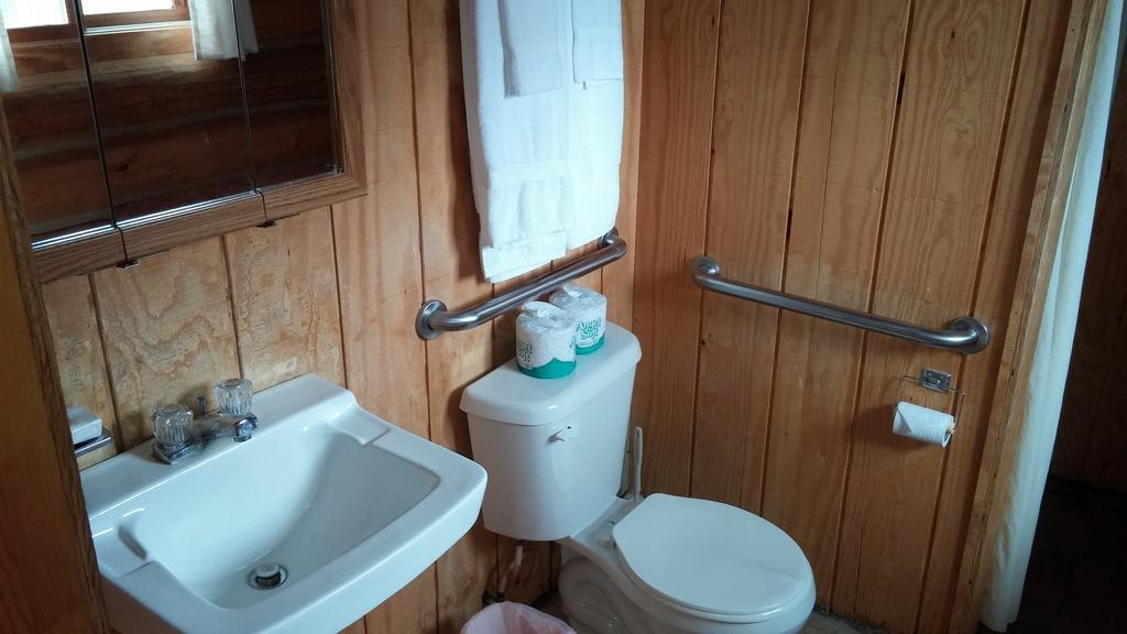 Medicine Bow Lodge Tenmile Rom bilde